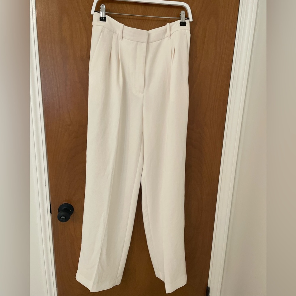 Aritzia effortless pant in cream